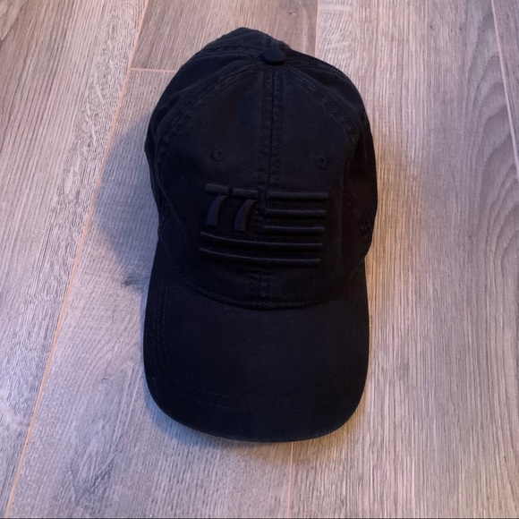 American Eagle Hat - Picture 2 of 4